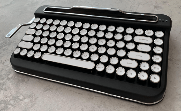 PENNA Wireless Bluetooth Keyboard